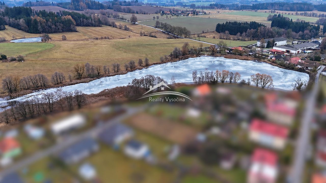 Rybníky, Častrov, 48 638 m² - 1