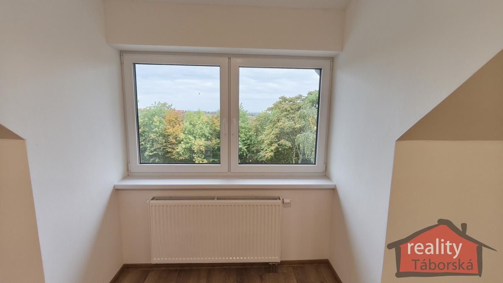 Prodej byt 1+kk - Nupacká, Nupaky, 35 m² - 5