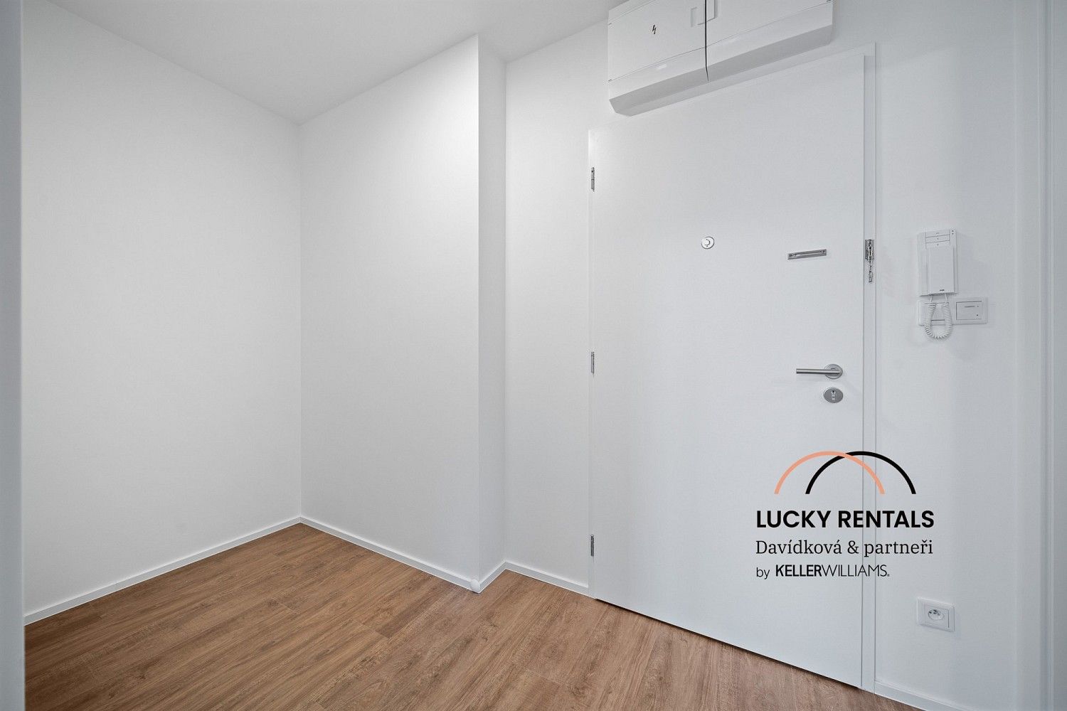 Pronájem byt 1+kk - Praha - Chodov, okres Praha 11, Hlavní město Praha, 32 m² - 5
