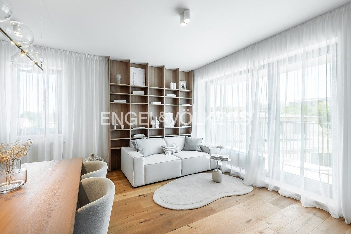 2+kk, Strážovická 526, Praha Zličín, 58 m² - 1