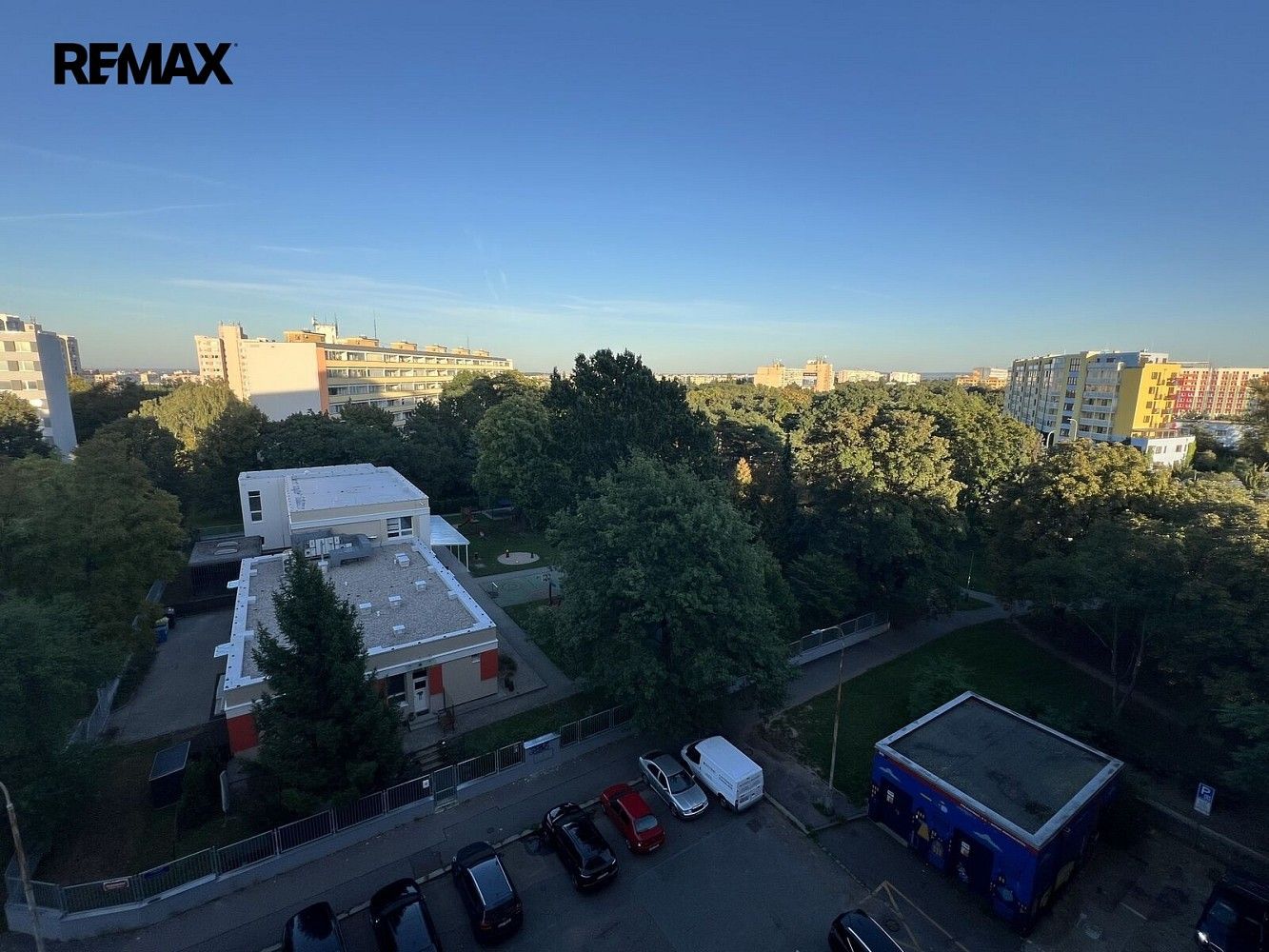 Prodej byt 1+1 - Praha - Střížkov, okres Praha 8, Hlavní město Praha, 40 m² - 5
