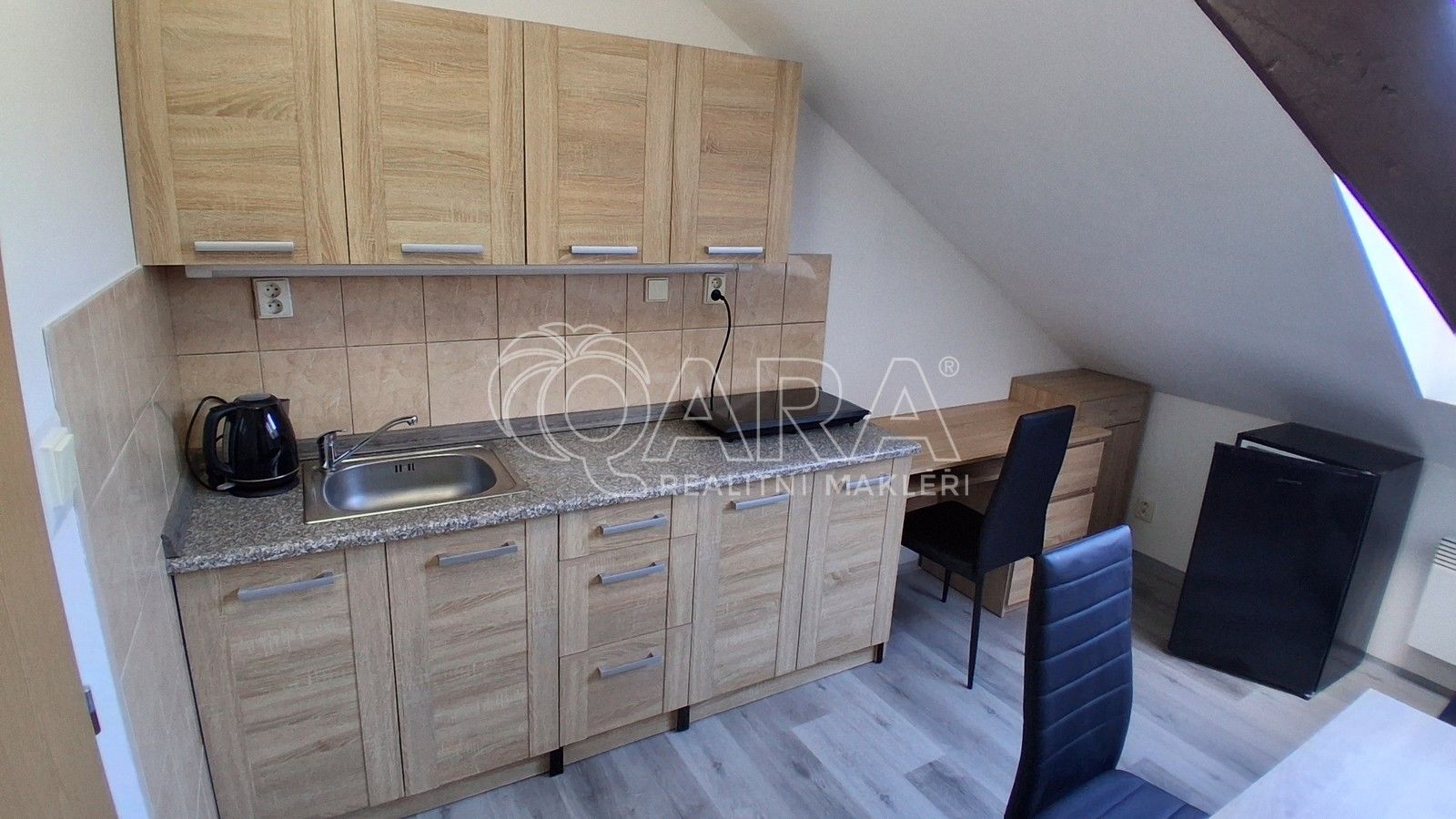 Pronájem byt 1+kk - Lidická, Praha, 19 m²