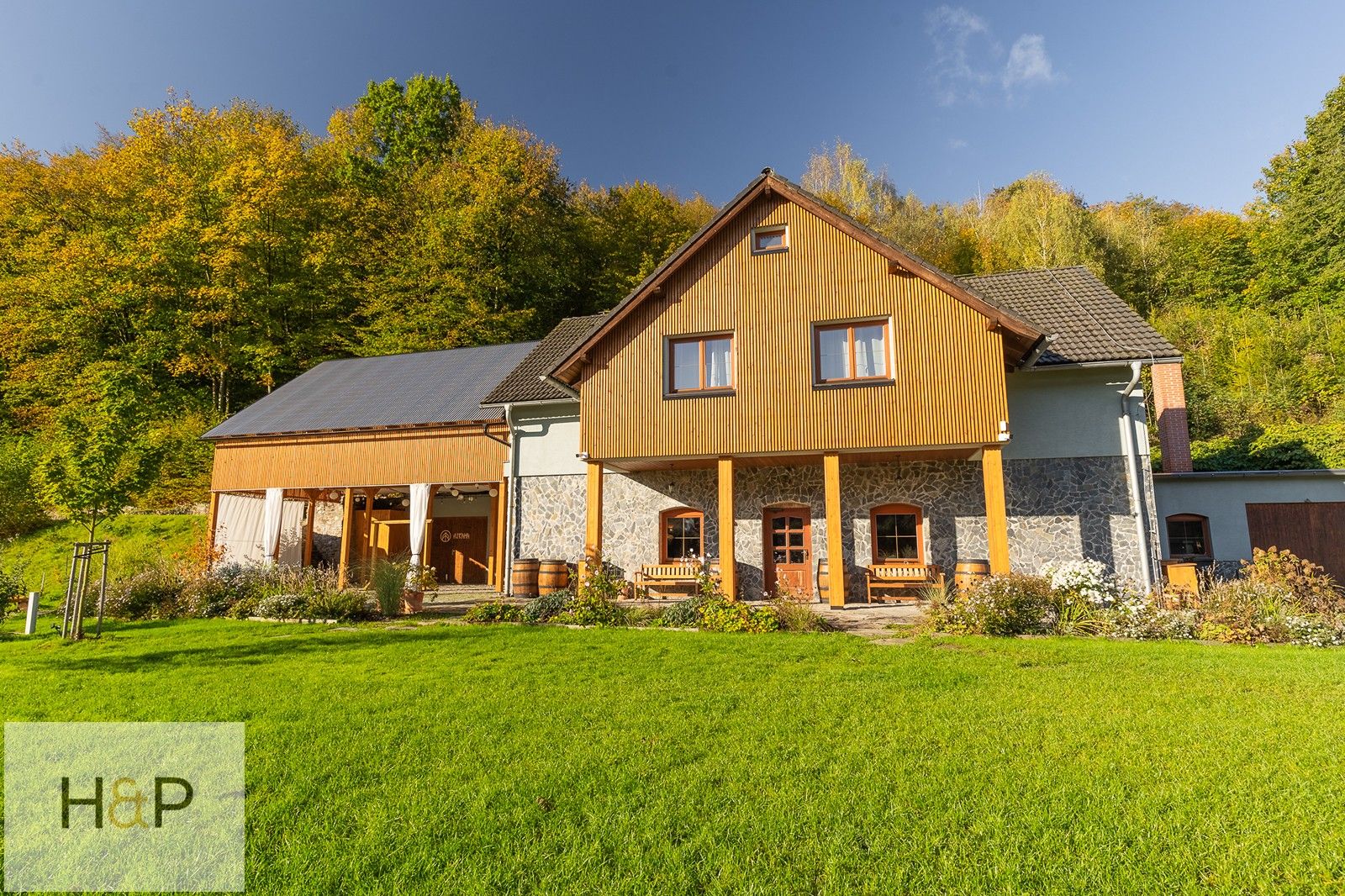 Prodej ubytovací zařízení - Oskava, 580 m²