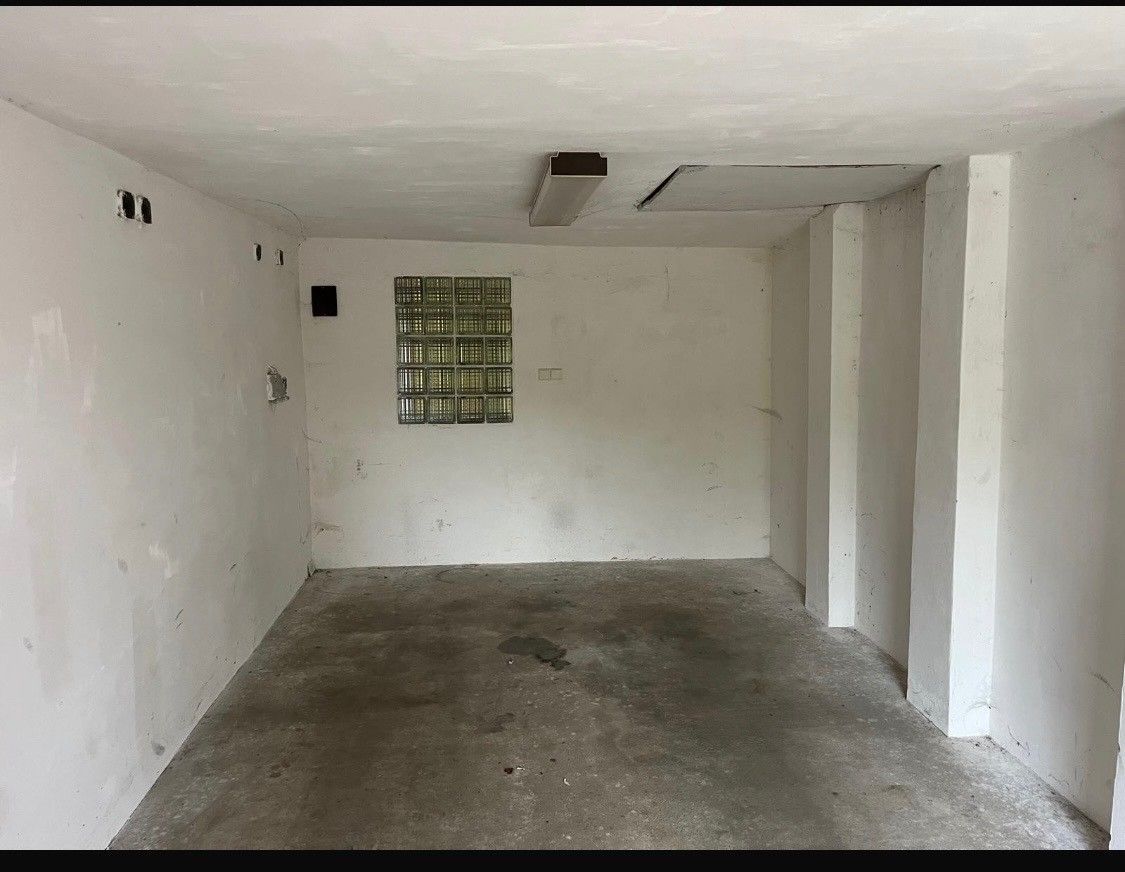 Garáže, Koryčany, 768 05