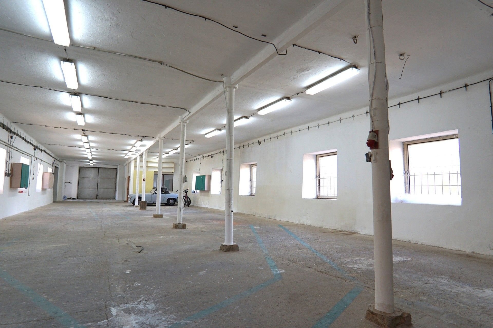 Pronájem výrobní prostory - Pavlov, 310 m²