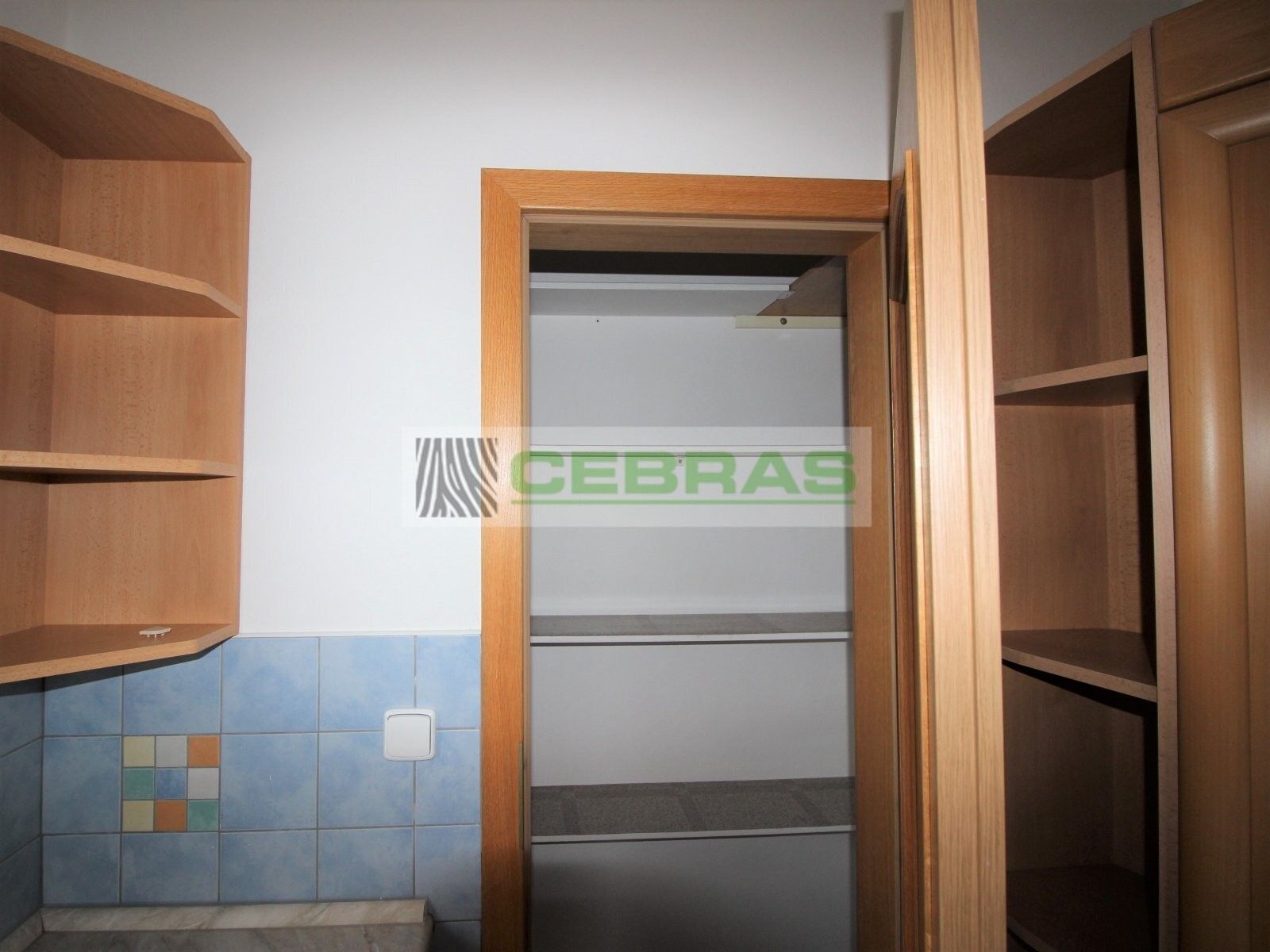 Pronájem rodinný dům - Kodetka Vnitřní, Hlincová Hora, 272 m² - 5