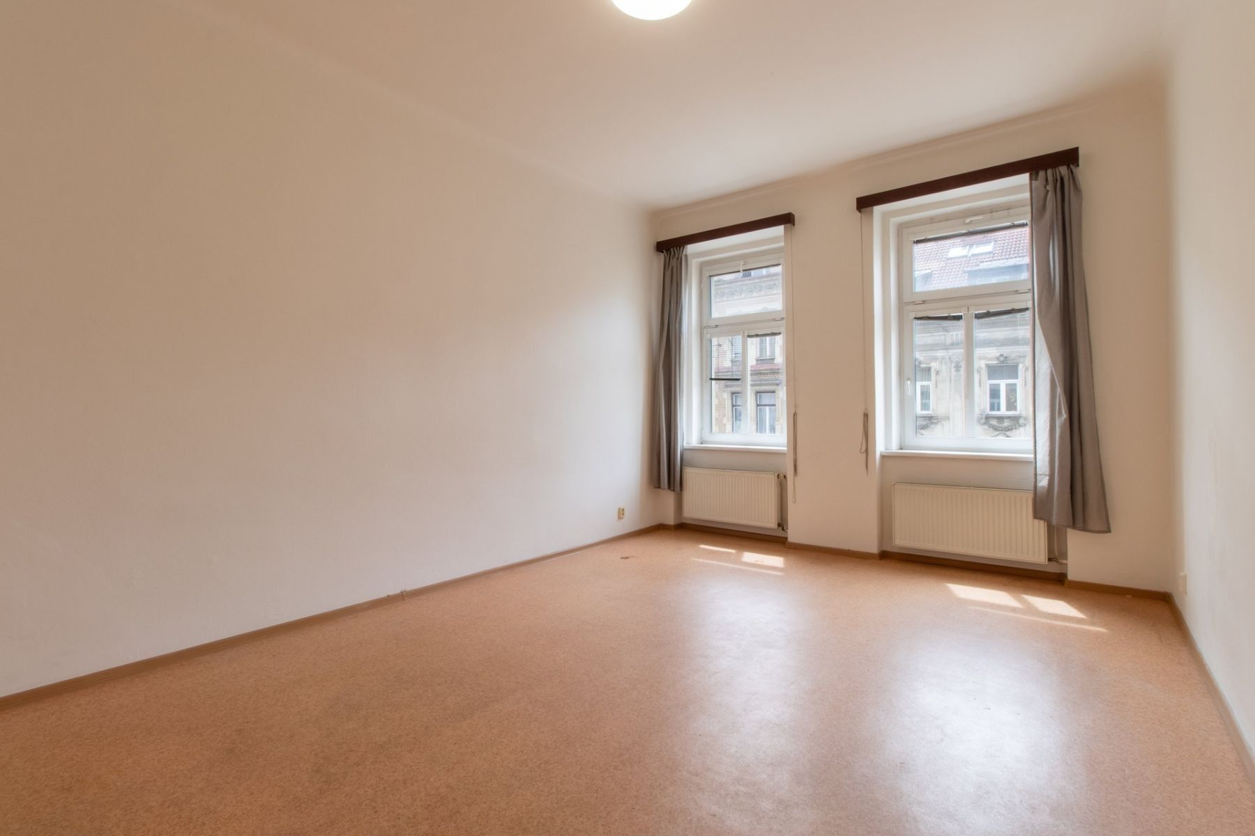3+1, Plzeňská, Praha - Košíře, 90 m² - 2