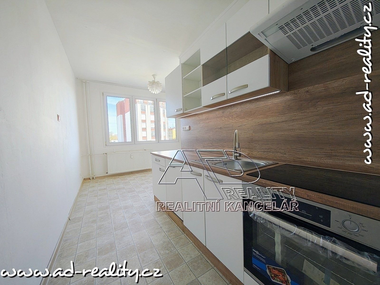 Pronájem byt 2+1 - Branišovská, České Budějovice, 61 m²