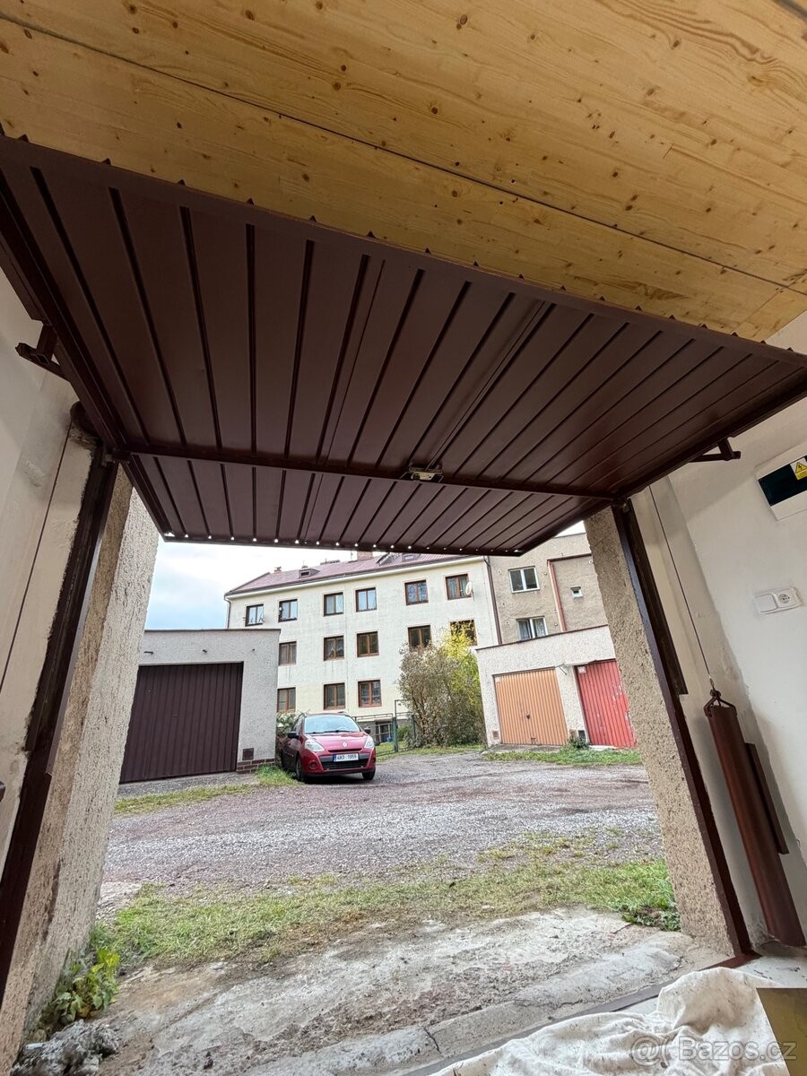 Garáže, Úpice, 542 32, 19 m² - 2