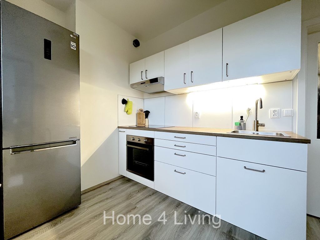 Pronájem byt 2+1 - Rotalova, Brno, 60 m²