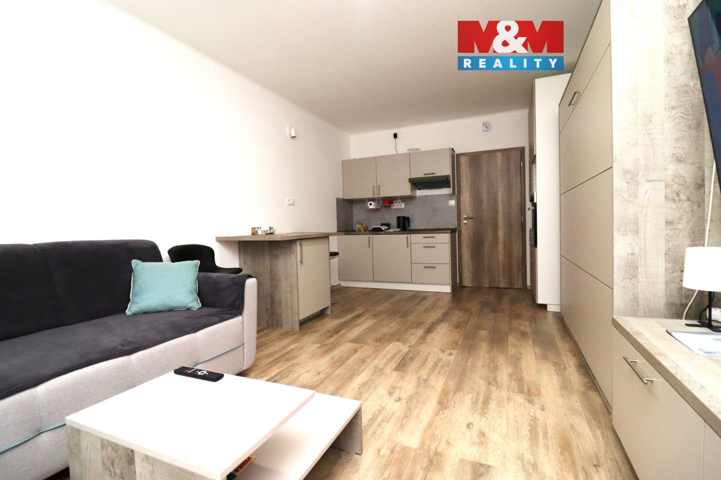 1+kk, Horní Žďár, Ostrov, 28 m²