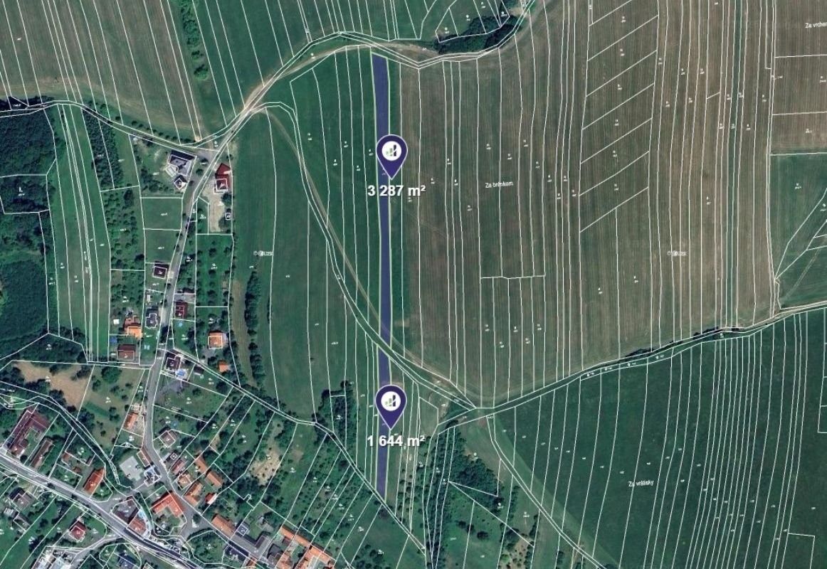 Louky, Podolí, 3 082 m² - 1