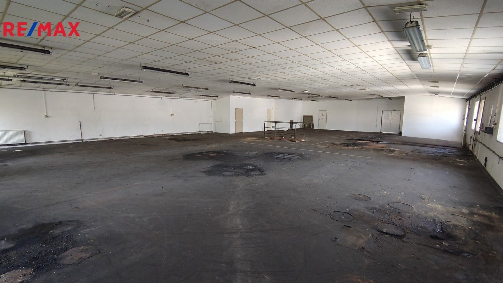 Pronájem výrobní prostory - Vítězství, Děčín, 462 m²