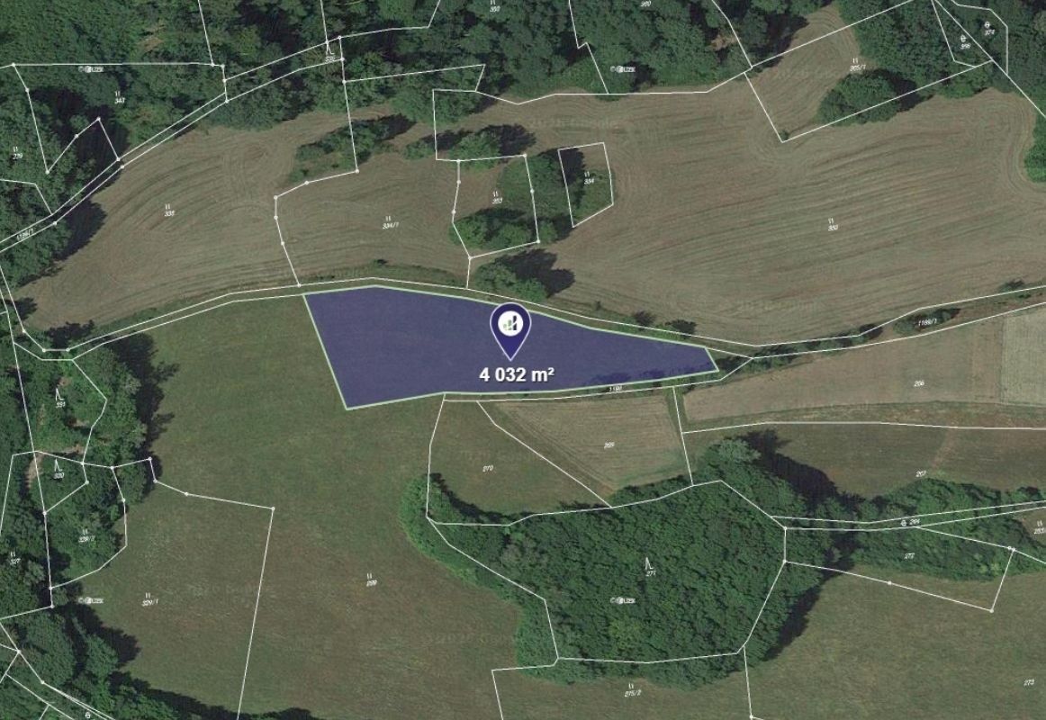 Pozemek pro bydlení, 2 016 m²