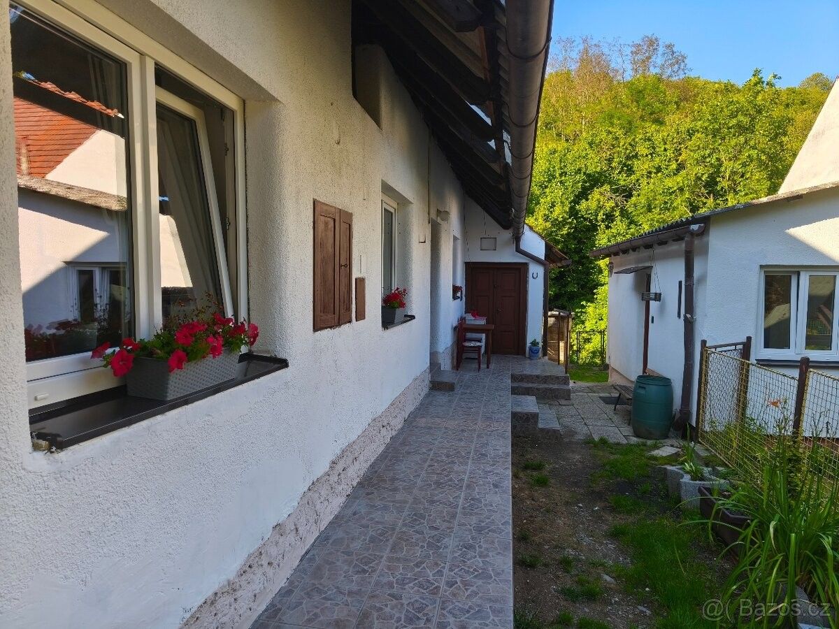 Prodej rodinný dům - Slabce, 270 41