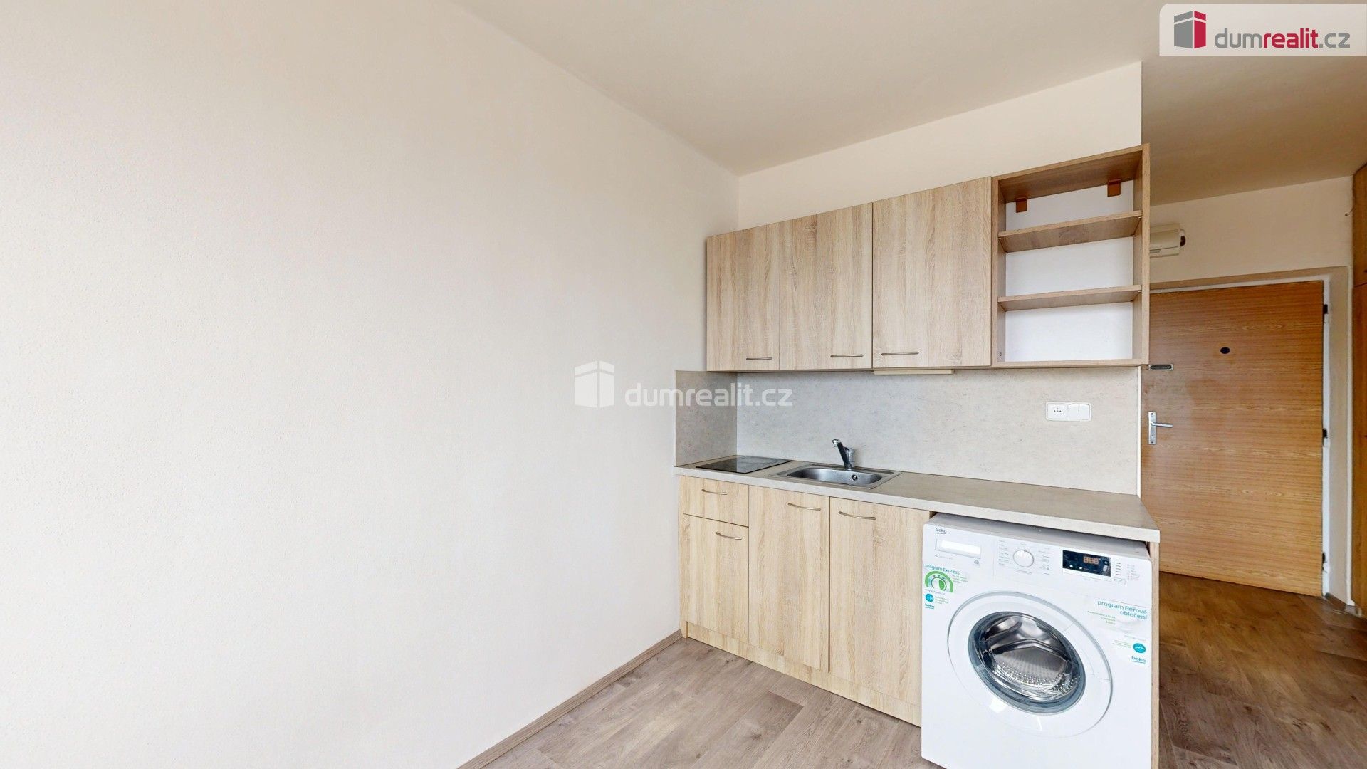 1+kk, Holasická, Opava, 25 m²