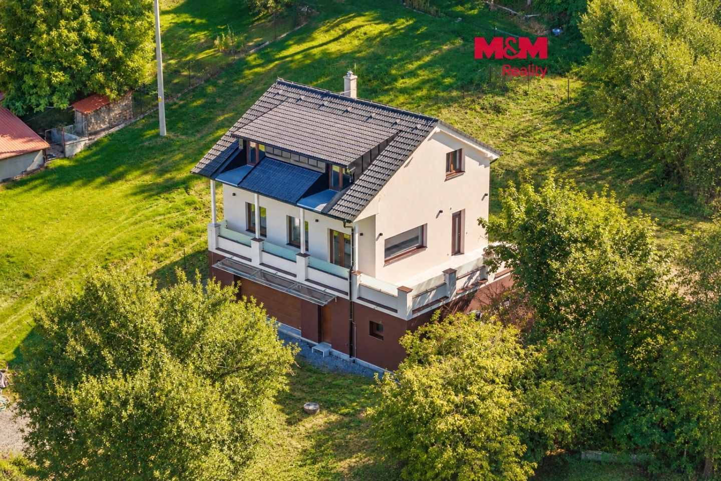Rodinné domy, Hradečno, 198 m² - 1