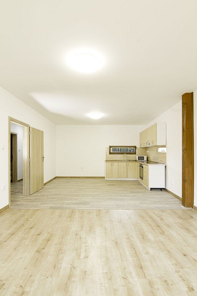 Prodej byt 2+kk - Vratěnín, okres Znojmo, Jihomoravský kraj, 76 m² - 5