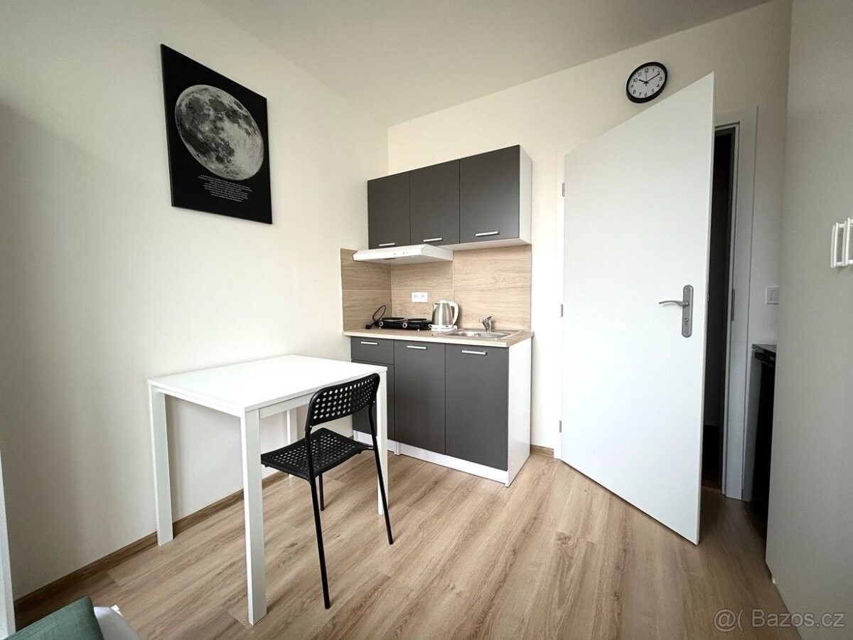 Byty, Kladno, 272 01