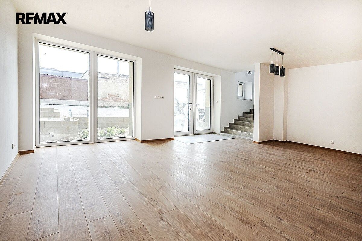 Byt 3+kk · 103 m² · Komenského, Strakonice - Strakonice II - 3