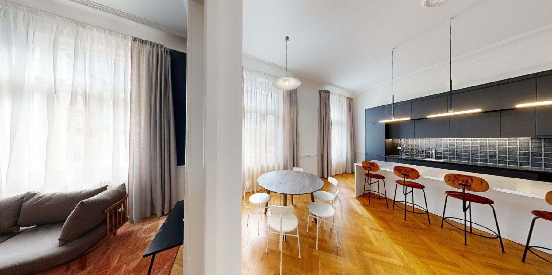 Pronájem byt 3+1 - náměstí Franze Kafky, Praha - Staré Město, 135 m² - 2
