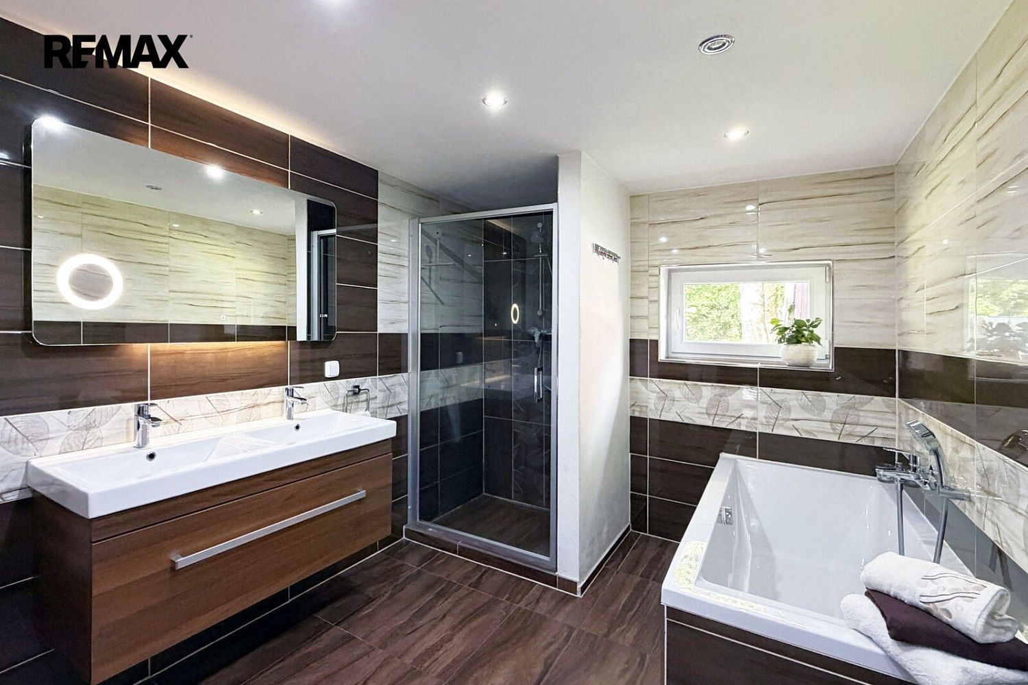 Rodinný dům · 197 m² · Nejdek - Tisová, okres Karlovy Vary - 3