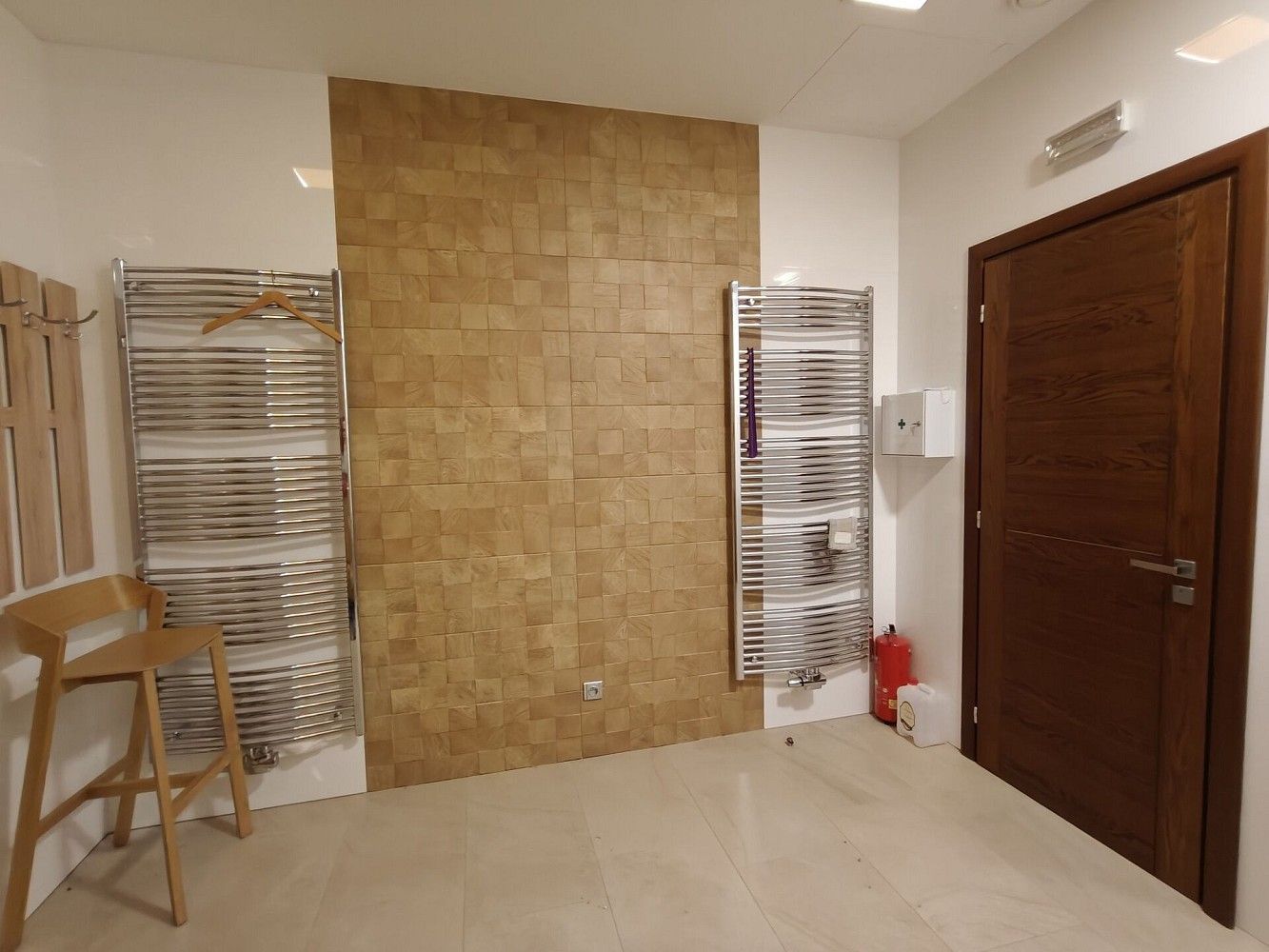 Obchodní prostory, Teplice, Ústecký kraj, 16 m² - 1