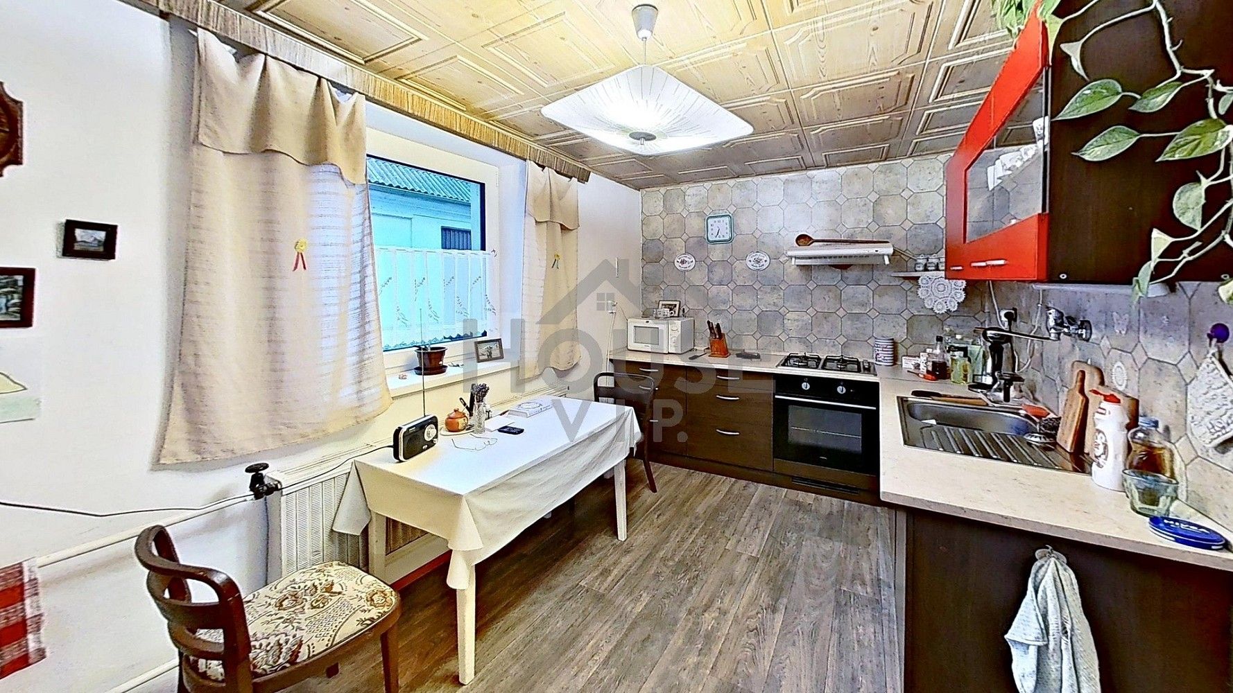 Rodinné domy, Nádražní, Dolní Bousov, okres Mladá Boleslav, 160 m² - 1