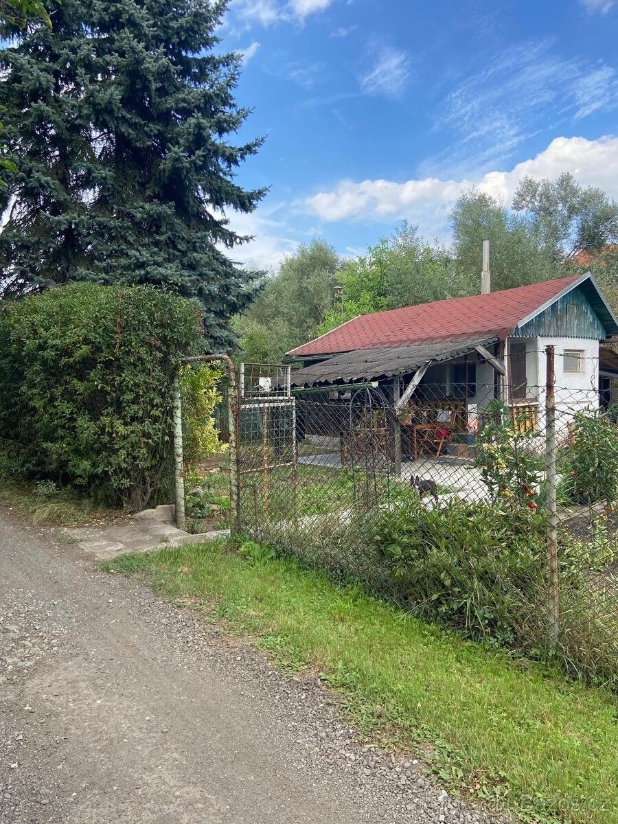 Zahrady, Most, 434 01