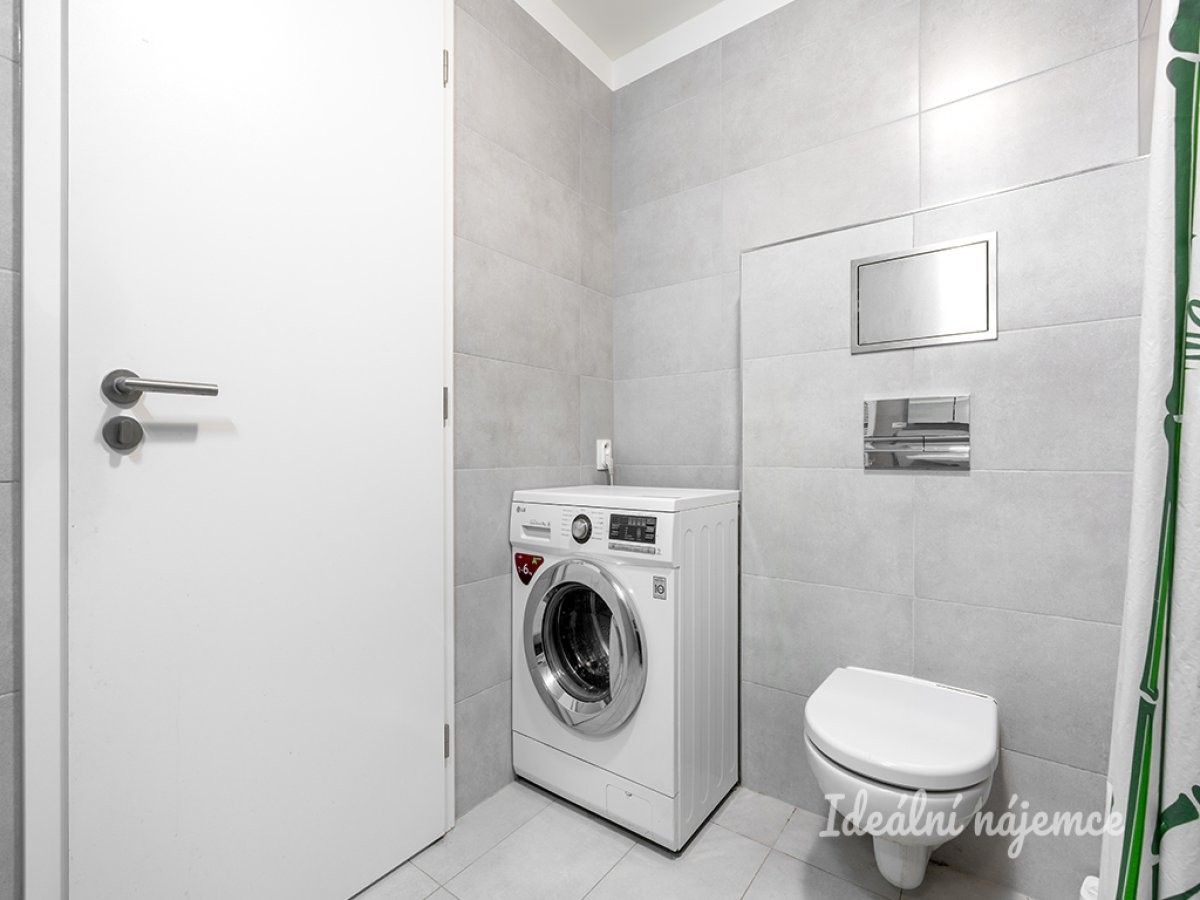 Pronájem byt 1+kk - Strnadových, Praha, 34 m² - 5