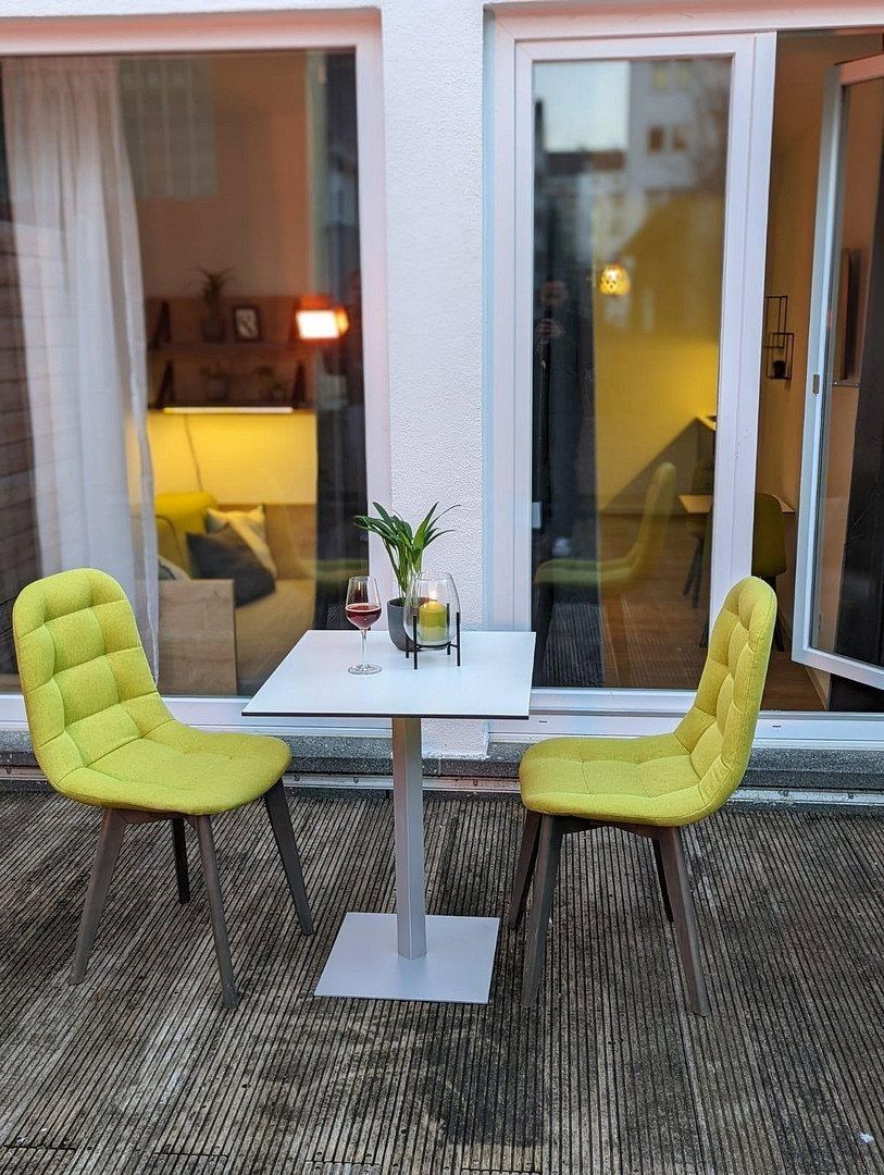 1+1, Rotebühlstrasse 108 Stuttgart West West Baden-Württemberg 70197, 32 m² - 1