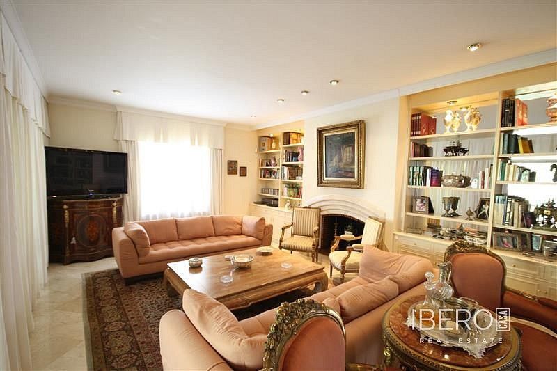 Rodinný dům · 450 m² · Los Monteros, ES - 2