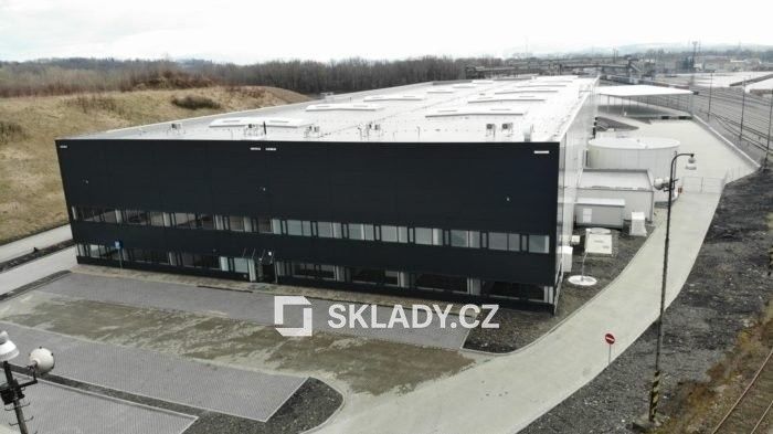 Sklady, Paskov, 2 000 m² - 2