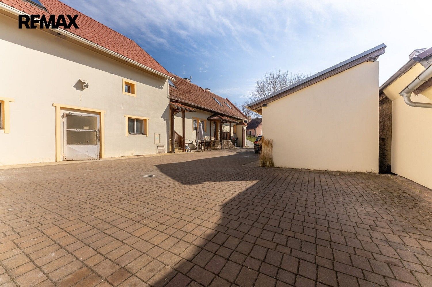 Pronájem sklad - Doksy, okres Kladno, Středočeský kraj, 4 300 m² - 5