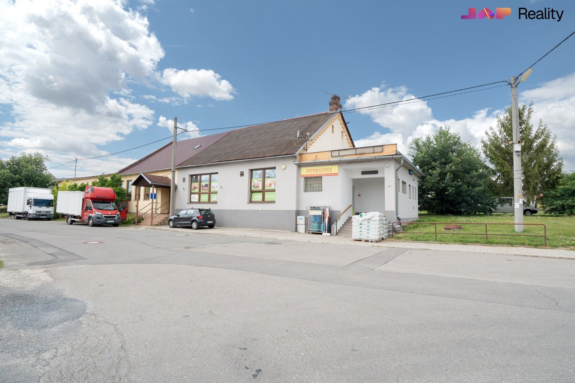 Obchodní prostory, 186 m²