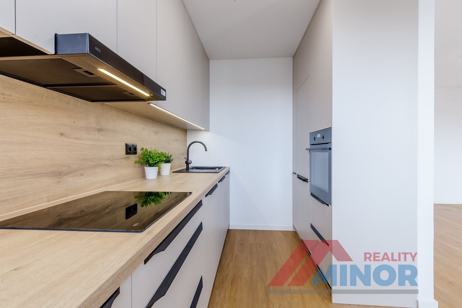 Prodej byt 3+kk - Bezručova, Slaný, okres Kladno, 74 m² - 5