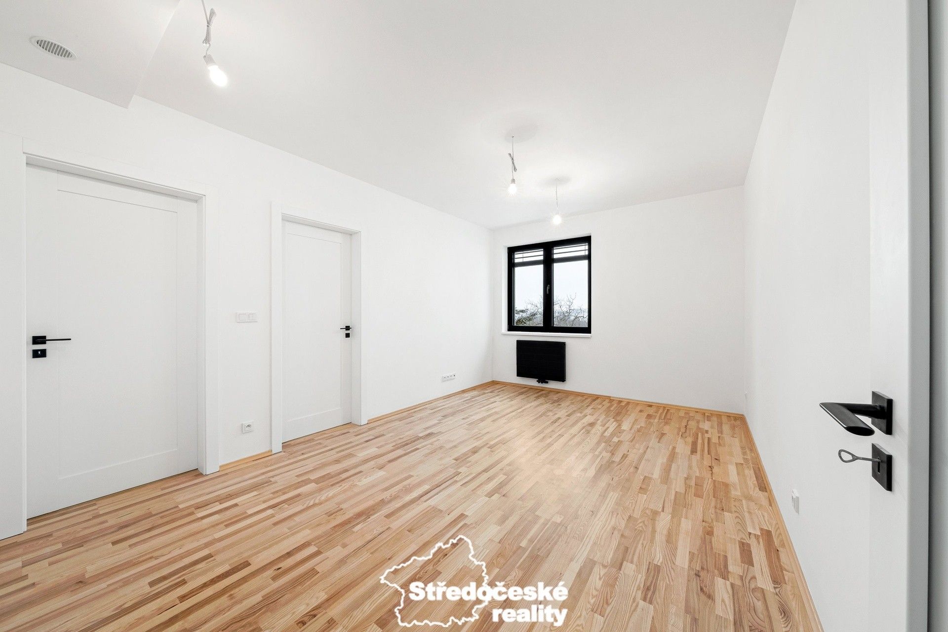 3+kk, Kobyliská, Praha, 54 m²