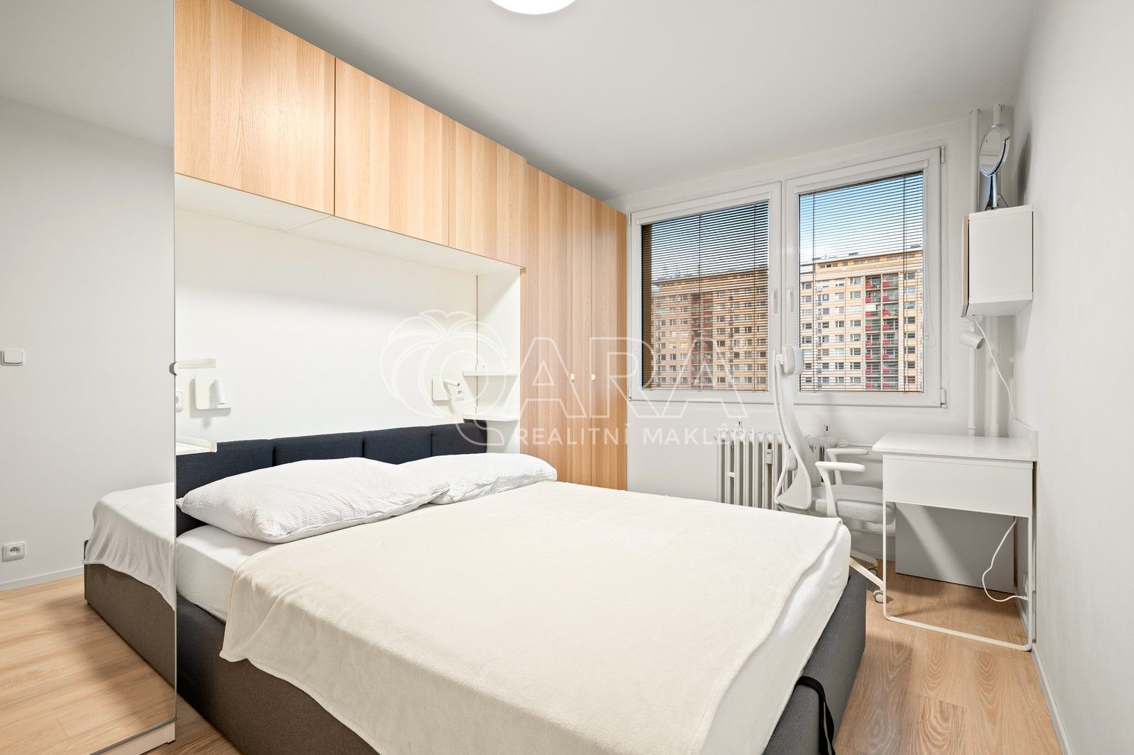 Pronájem byt 3+1 - Střekovská, Praha, 64 m²