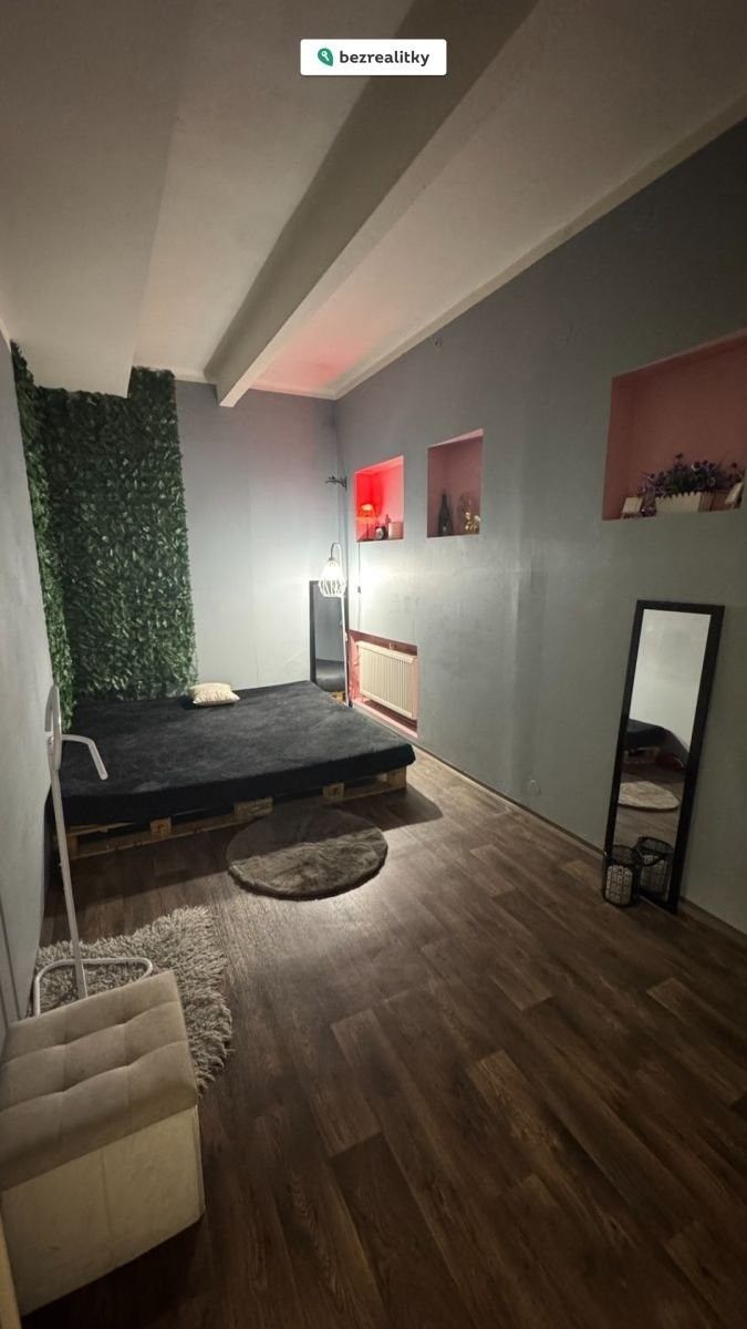 Ostatní, Velehradská 1702, Praha Vinohrady, 200 m² - 2