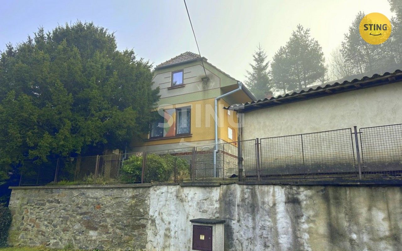 Rodinné domy, Číchov, 300 m²