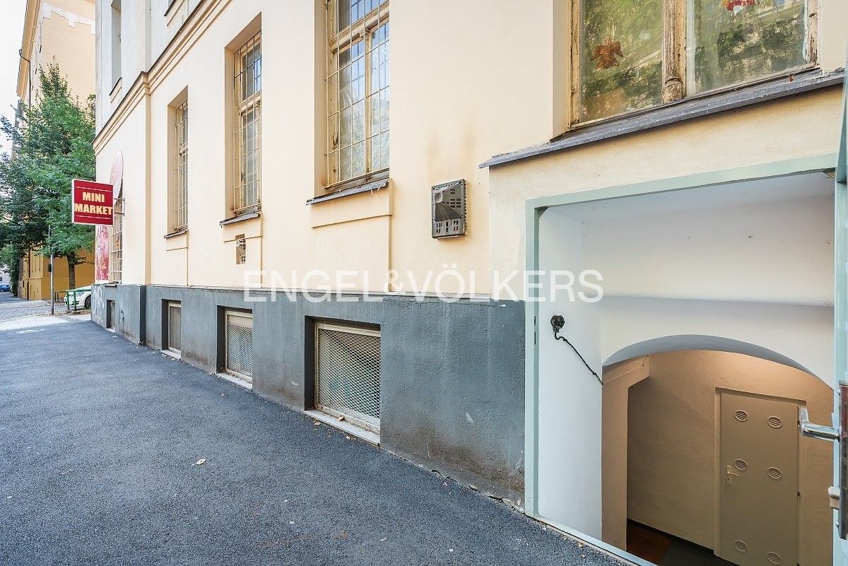 Pronájem sklad - Bořivojova, Praha, 25 m²