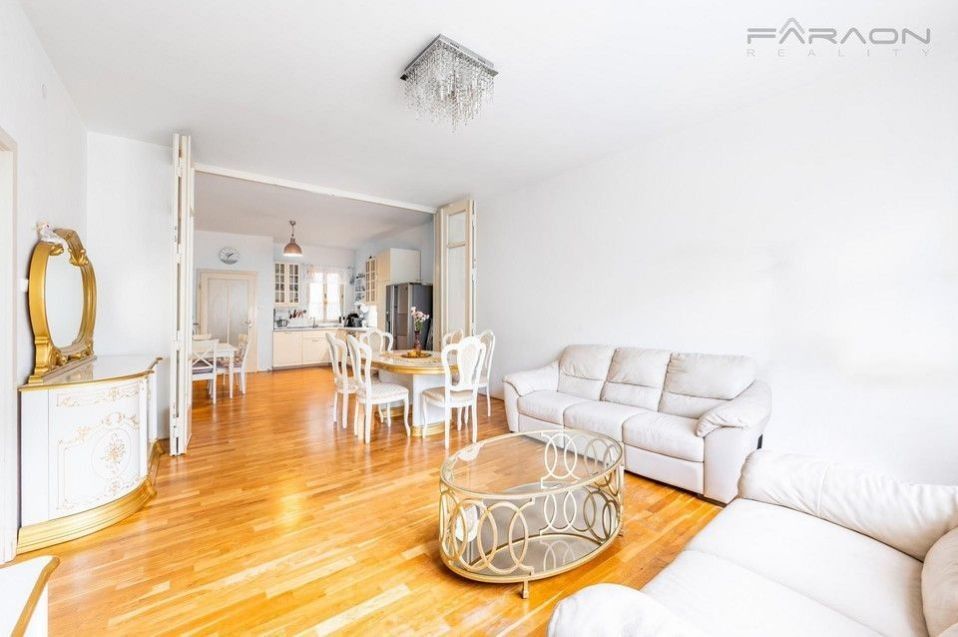 Prodej byt 4+1 - Stroupežnického, Praha, 105 m²