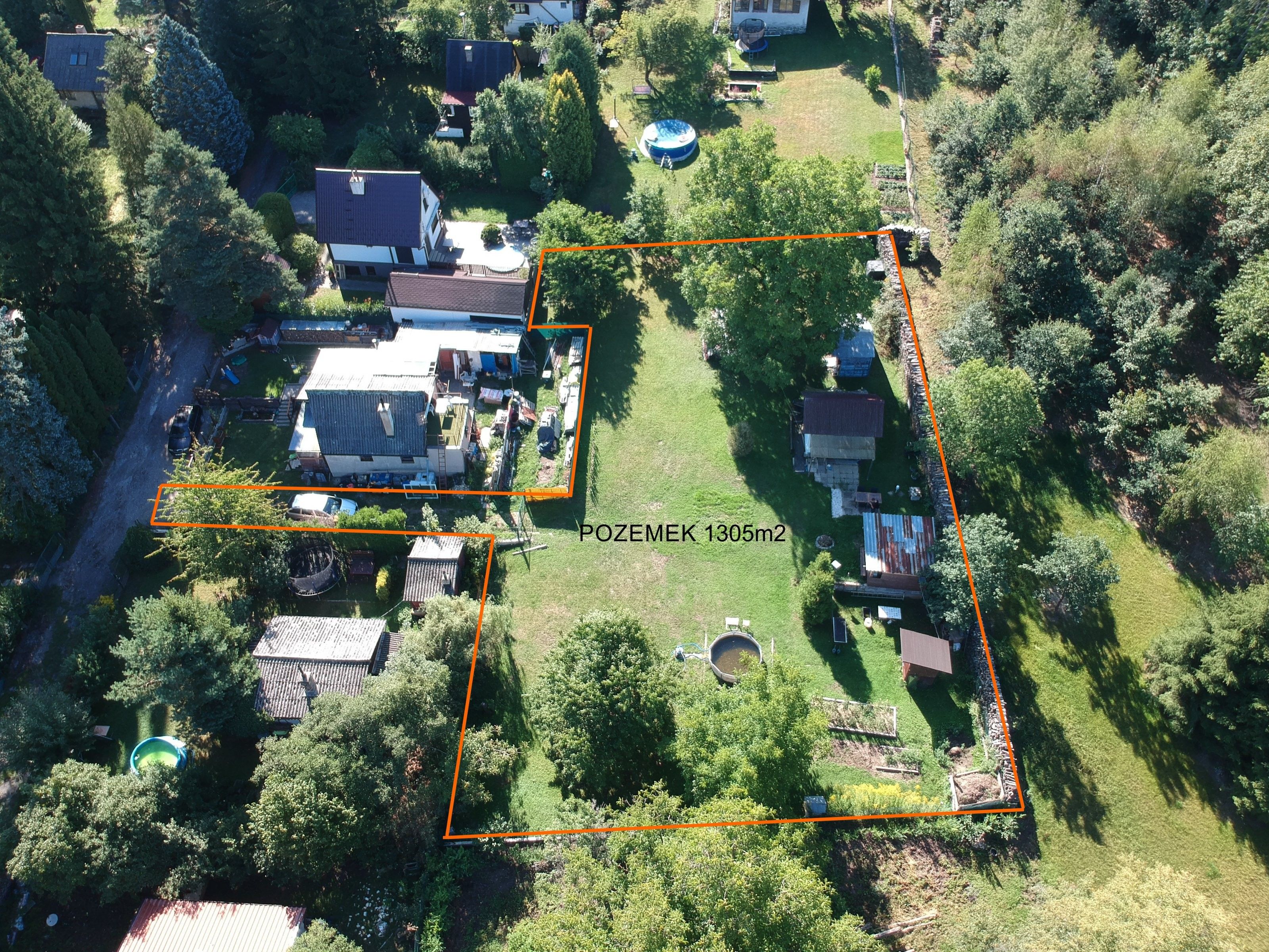 Pozemek pro bydlení, 1 304 m²