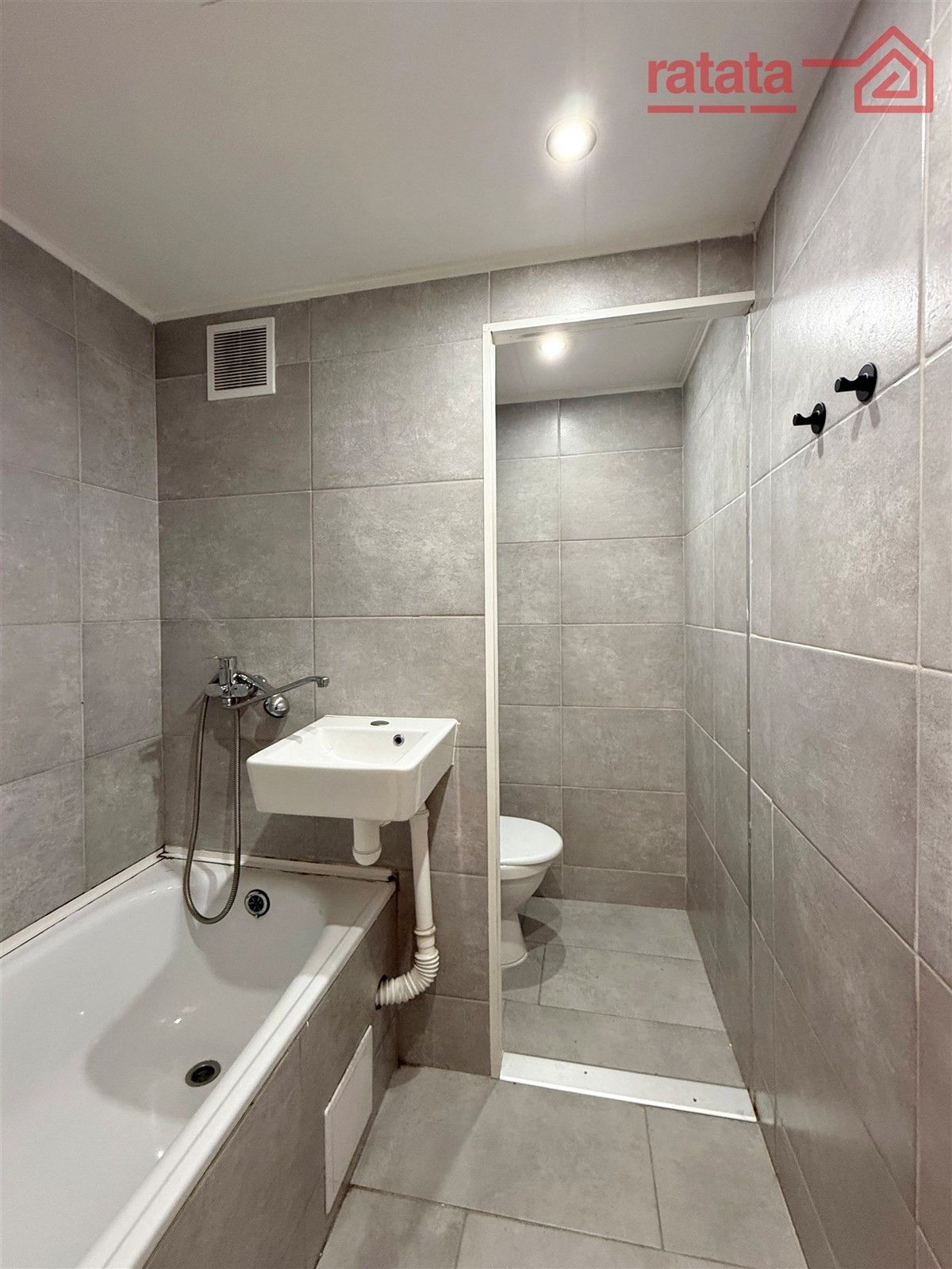 Pronájem byt 1+1 - Jirkovská, Chomutov, 34 m²