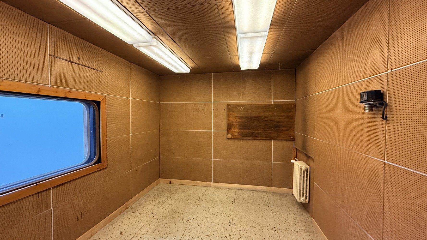 Sklady, Slaný, okres Kladno, Středočeský kraj, 22 m² - 2