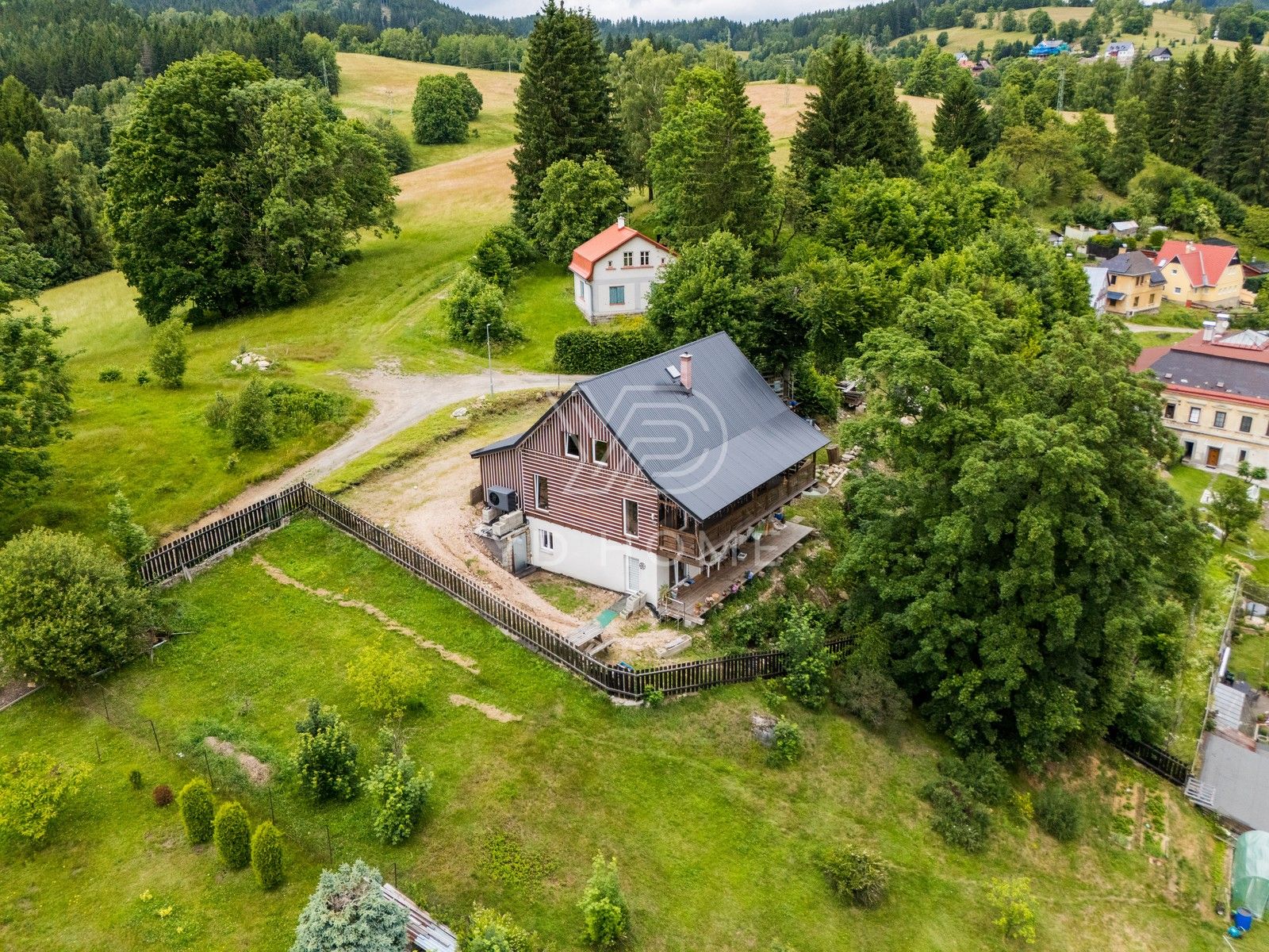 Prodej rodinný dům - Lučany nad Nisou, 270 m²