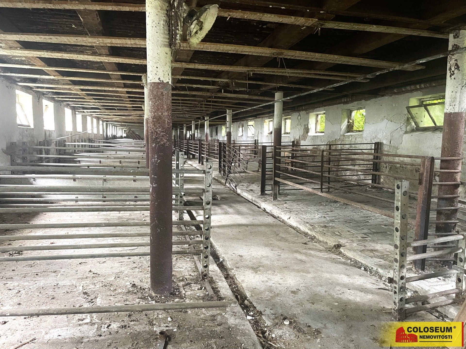 Prodej komerční pozemek - Křižanovice u Vyškova