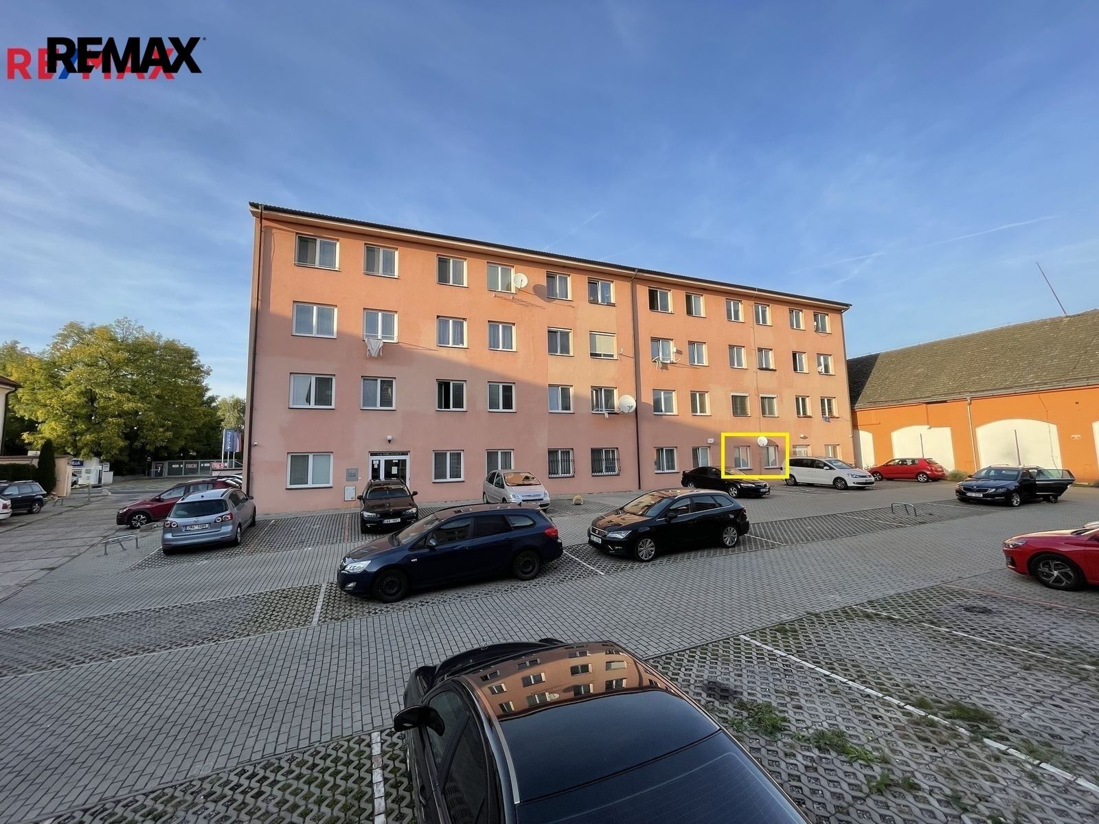 Pronájem byt 2+kk - Komenského 1328, Šestajovice, 56 m² - 2
