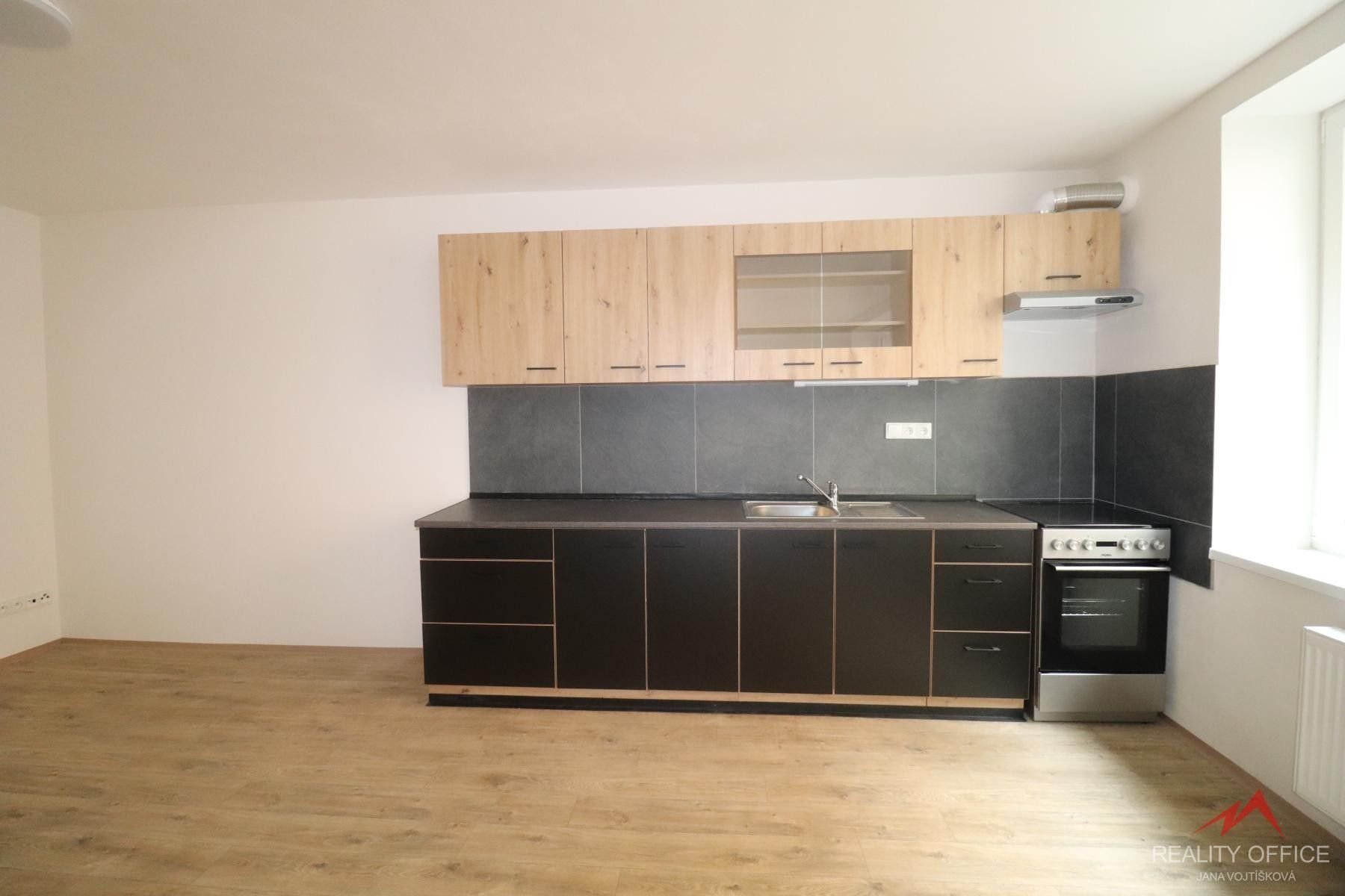 3+kk, Čs. legií, Děčín, 100 m² - 2