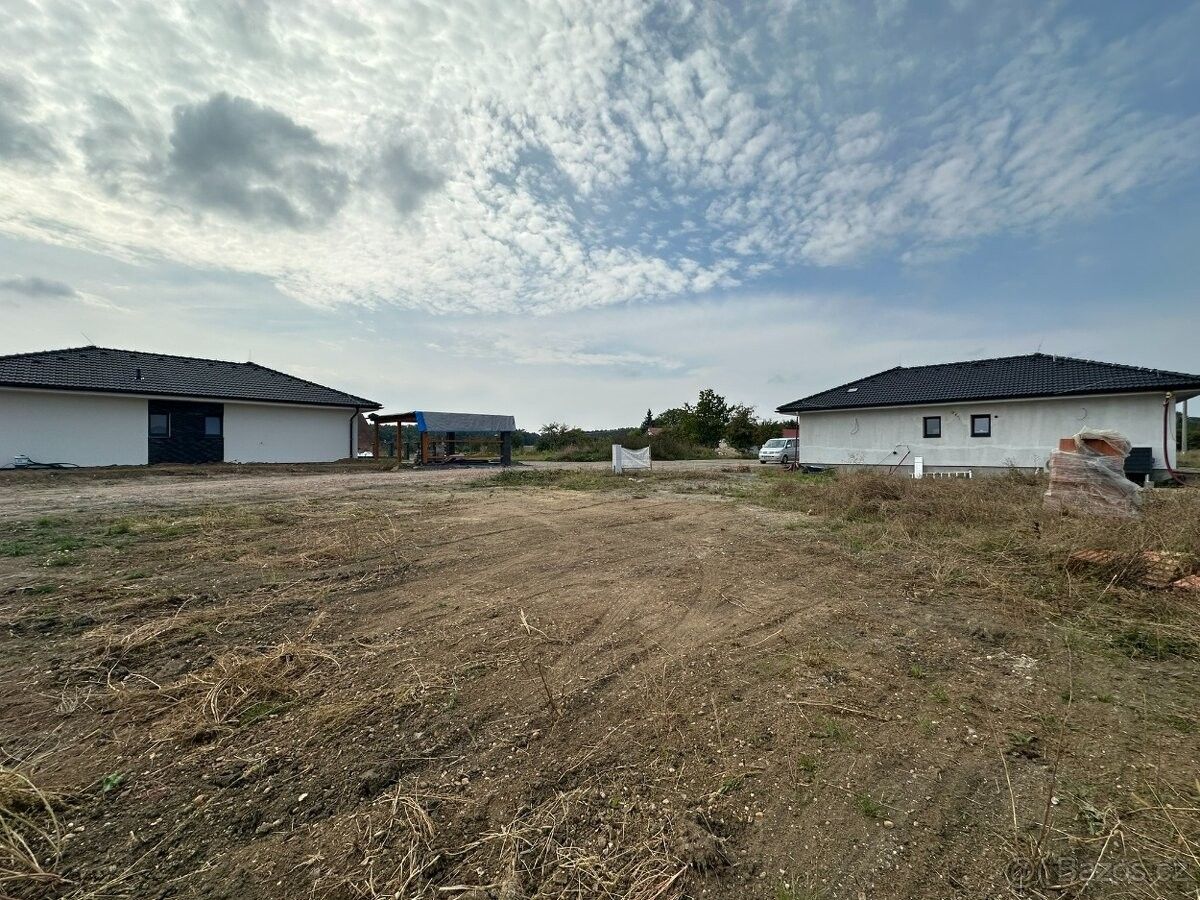 Prodej pozemek pro bydlení - 280 01, Kolín